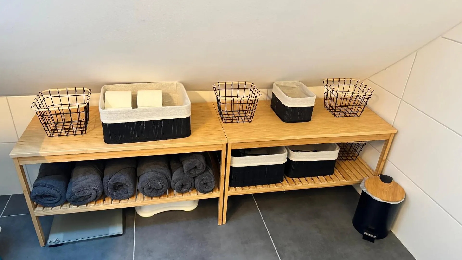 Modernes Apartment, Voll Eingerichtet Inkl Parkplatz Wlan BRE 0*,  Deutschland