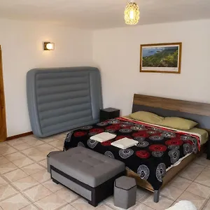 https://mountain-apartment.maheislandhotels.com